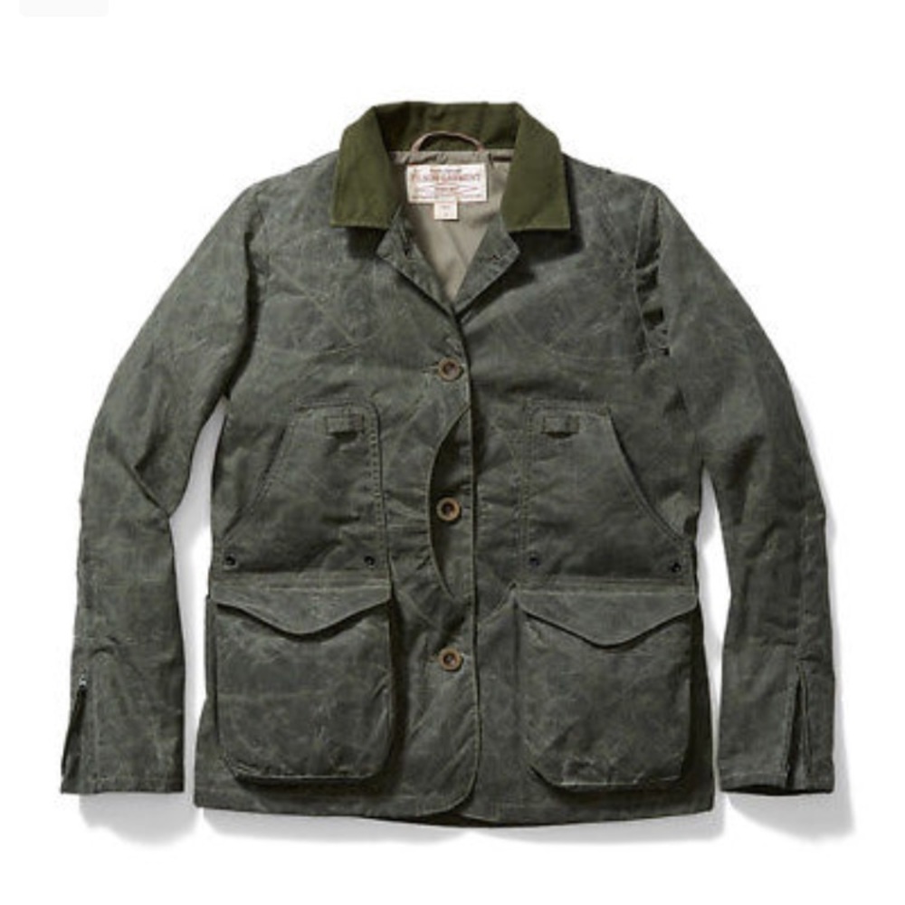 Filson Women’s Lightweight Waxed Field Coat.